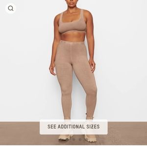 Outdoor legging kimkardashian